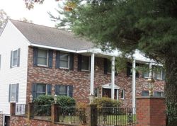 Bank Foreclosures in NORTH READING, MA