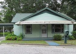 Bank Foreclosures in MAXTON, NC