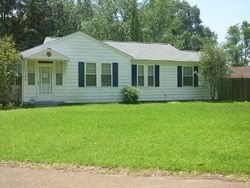 Bank Foreclosures in NATCHEZ, MS