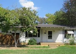 Bank Foreclosures in HENDERSON, TX