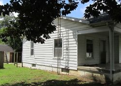 Bank Foreclosures in ELDORADO, IL