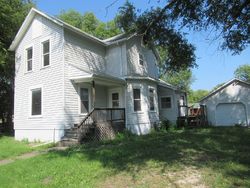 Bank Foreclosures in CORNELL, IL