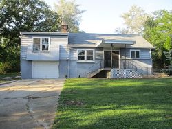 Bank Foreclosures in INGLESIDE, IL