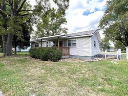 Bank Foreclosures in LAWRENCEVILLE, IL