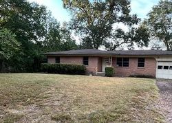 Bank Foreclosures in GILMER, TX