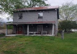 Bank Foreclosures in GLASGOW, VA