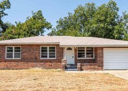 Bank Foreclosures in BURKBURNETT, TX