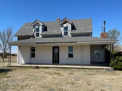 Bank Foreclosures in RUSSELL, KS