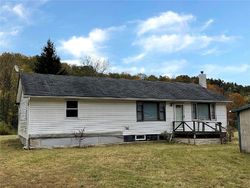 Bank Foreclosures in FARMERSVILLE STATION, NY