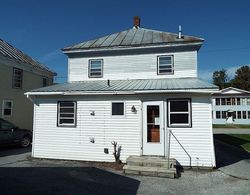 Bank Foreclosures in RICHFORD, VT