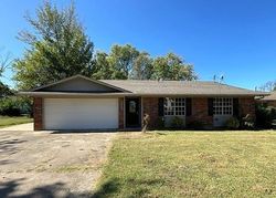 Bank Foreclosures in SALLISAW, OK