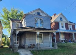 Bank Foreclosures in QUINCY, IL