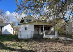 Bank Foreclosures in BUNKER HILL, WV