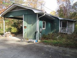 Bank Foreclosures in HIGHLANDS, NC