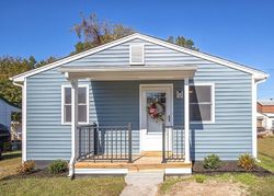 Bank Foreclosures in PETERSBURG, VA