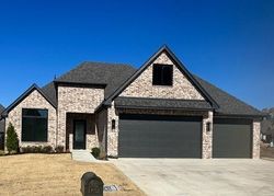 Bank Foreclosures in BROKEN ARROW, OK