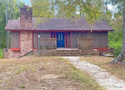 Bank Foreclosures in VICKSBURG, MS