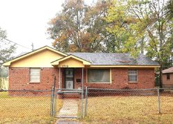 Bank Foreclosures in LAUREL, MS