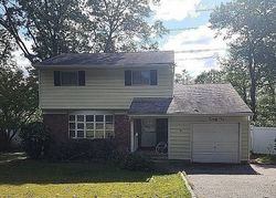 Bank Foreclosures in HAUPPAUGE, NY