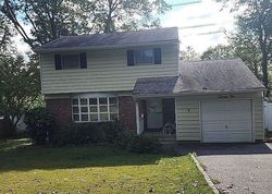 Bank Foreclosures in HAUPPAUGE, NY