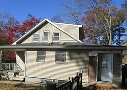 Bank Foreclosures in MILLBURY, MA