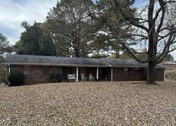 Bank Foreclosures in NEW ALBANY, MS