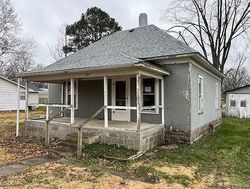 Bank Foreclosures in LOCKWOOD, MO