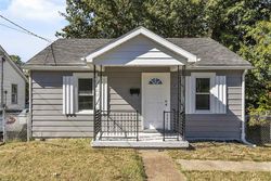 Bank Foreclosures in HENDERSON, KY