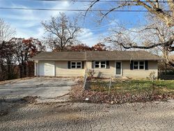 Bank Foreclosures in HOUSE SPRINGS, MO