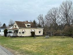 Bank Foreclosures in NEW KENSINGTON, PA