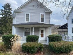 Bank Foreclosures in BRUIN, PA