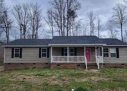 Bank Foreclosures in SALUDA, VA