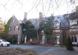 Bank Foreclosures in OYSTER BAY, NY