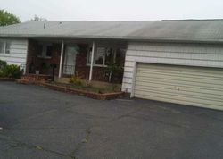 Bank Foreclosures in WEST BABYLON, NY