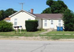 Bank Foreclosures in EARLVILLE, IL