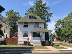 Bank Foreclosures in MAYWOOD, IL