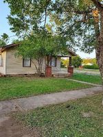 Bank Foreclosures in COLEMAN, TX