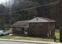 Bank Foreclosures in BLUEFIELD, VA