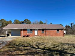 Bank Foreclosures in ROSE BUD, AR