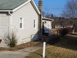 Bank Foreclosures in ELLENDALE, DE