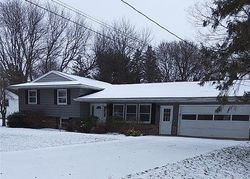 Bank Foreclosures in LE ROY, NY