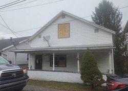 Bank Foreclosures in SHINNSTON, WV