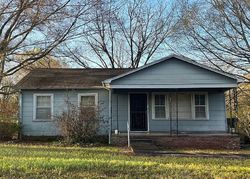 Bank Foreclosures in WEST POINT, MS