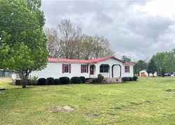 Bank Foreclosures in CLINTON, NC