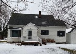 Bank Foreclosures in FAIRFAX, MN