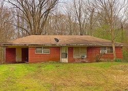 Bank Foreclosures in LEXINGTON, MS