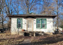 Bank Foreclosures in MURPHYSBORO, IL