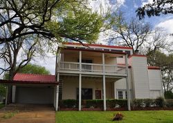 Bank Foreclosures in LIVINGSTON, TX