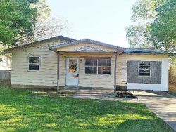 Bank Foreclosures in LAWTON, OK