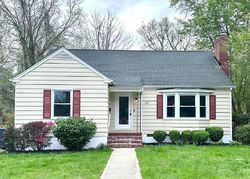 Bank Foreclosures in CAMBRIDGE, MD